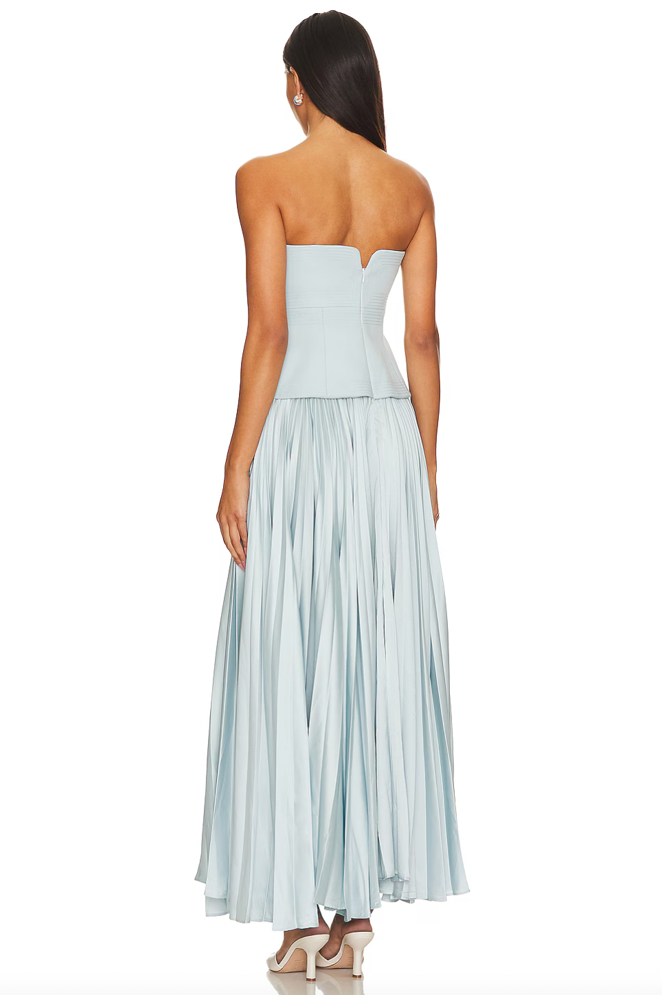 Indulge in the sophistication and elegance of Avonlea Midi Dress. This elegant blue pleated dress features a patchwork design, off-shoulder sleeves, and a slimming silhouette. Perfect for any occasion, it will make you feel confident and sexy. Embrace your femininity with this luxurious and exclusive piece.