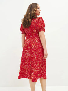 Indulge in the luxury and elegance of the Lacey Dress in Baila from Reformation. Its back smocking hugs your curves, while the sweetheart neckline adds a touch of femininity. The high slit and ruching details add a hint of sensuality to this lightweight, drapey crepe dress. A must-have for any sophisticated and exclusive wardrobe.