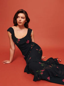 Indulge in the luxurious design of the Tripoli Floral Dress. Featuring a scoop neckline and crafted from lightweight georgette fabric with a dry handfeel. Embrace effortless elegance and sophistication with this must-have piece.