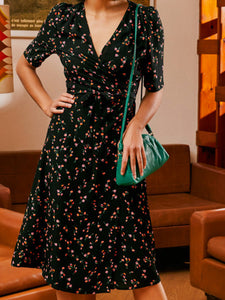 This season, make a statement with the chic Joelene Robe. Boasting a bold French Floral print, and a flattering wrap-around V-neck, this A-line dress&nbsp;will make you feel like a princess. With its lace accents and edgy irregular hemline, this exquisite piece is the perfect addition to your summer wardrobe.